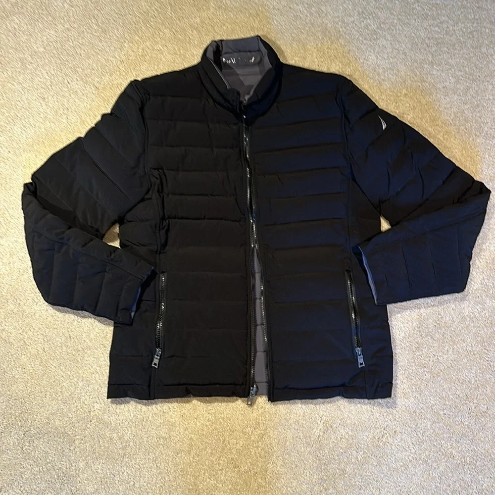 NAUTICA Men’s Reversible Quilted Puffer Jacket Black/Gray - Picture 4 of 12